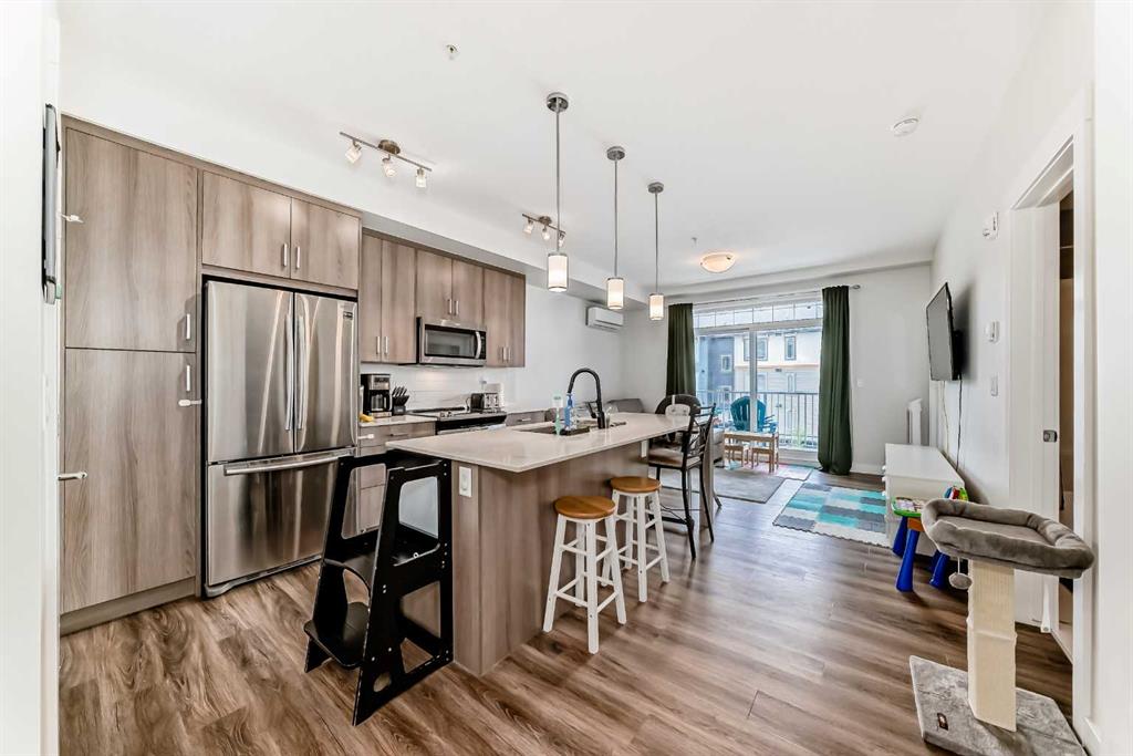 Picture of 313, 200 Auburn Meadows Common SE, Calgary Real Estate Listing