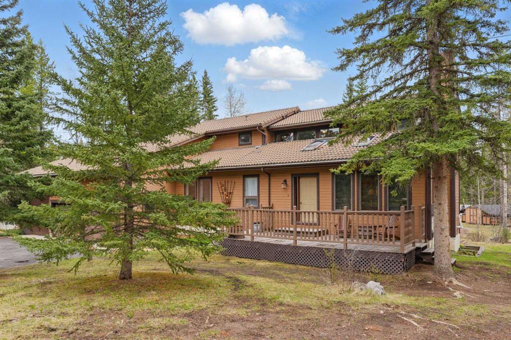 Picture of 336 Wild Rose Close , Rural Rocky View County Real Estate Listing