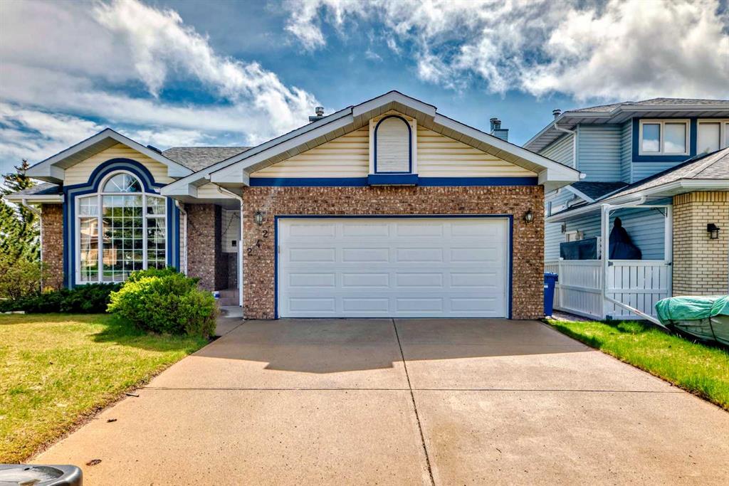 Picture of 242 Hawkdale Bay NW, Calgary Real Estate Listing