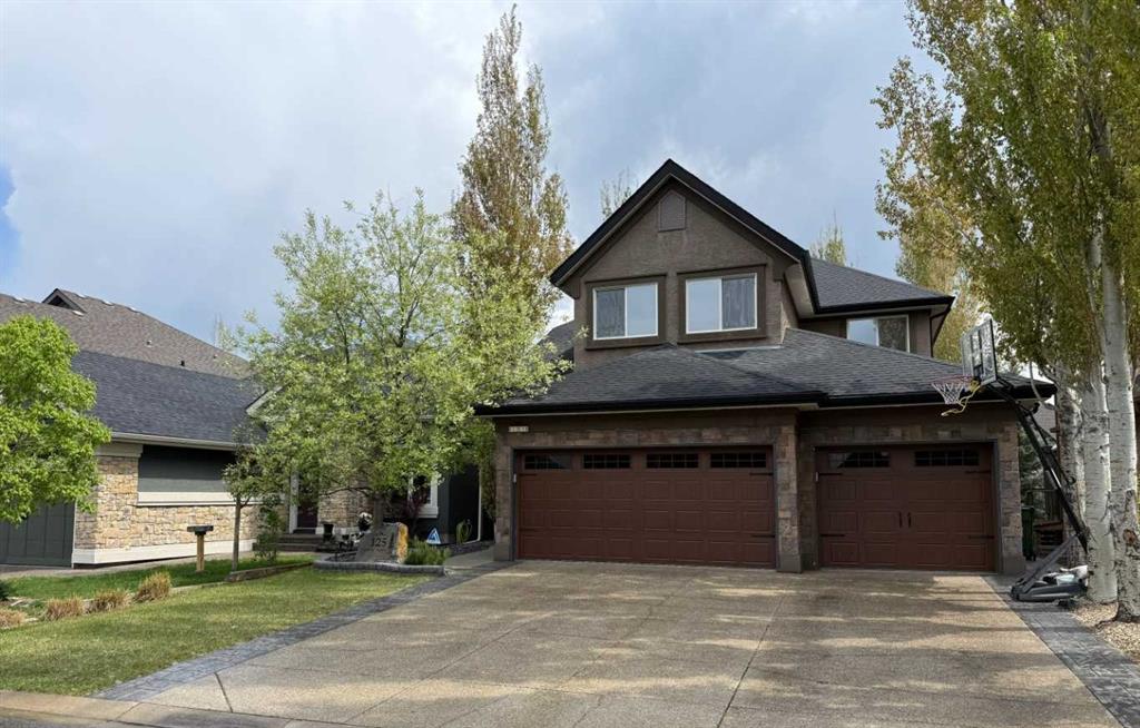 Picture of 125 Cranridge Terrace SE, Calgary Real Estate Listing