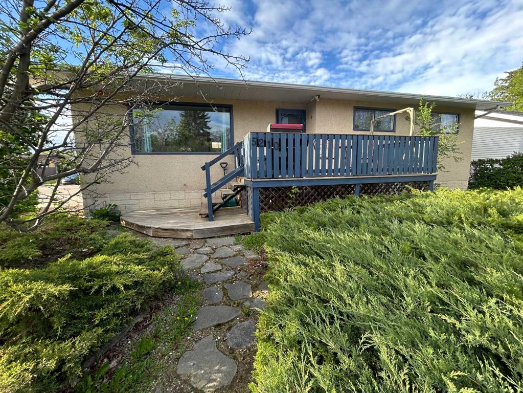 Picture of 5210 Waghorn  , Blackfalds Real Estate Listing