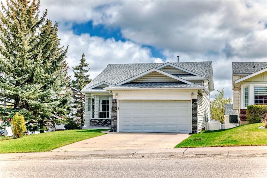Picture of 966 Harvest Hills Drive NE, Calgary Real Estate Listing