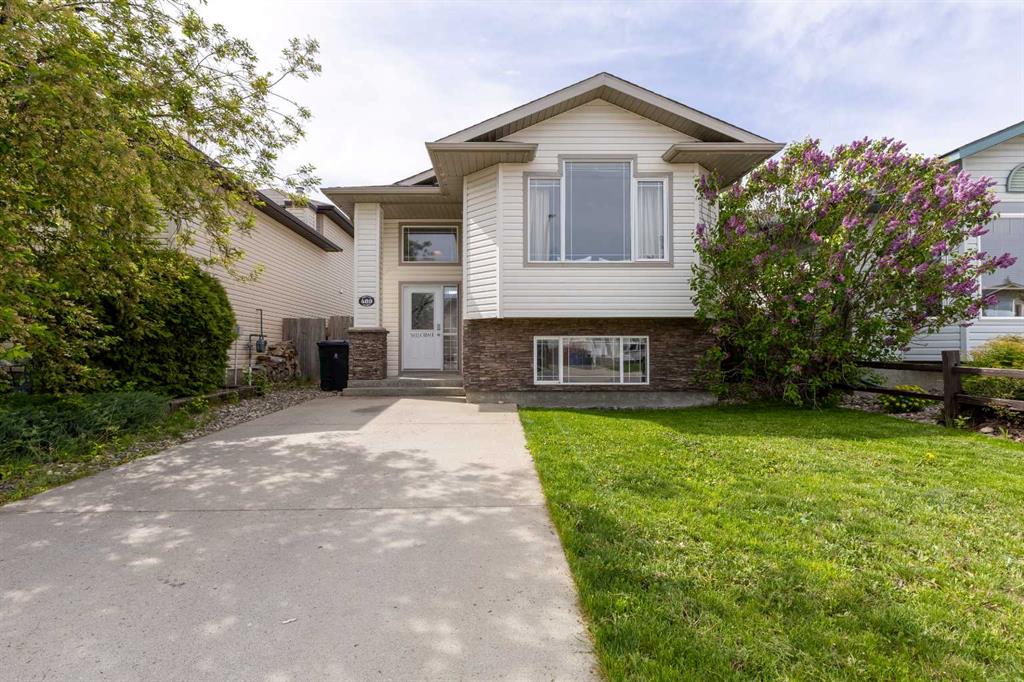 Picture of 489 Squamish Lane W, Lethbridge Real Estate Listing