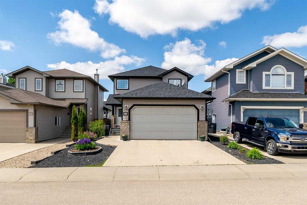 Picture of 335 Hamptons Way SE, Medicine Hat Real Estate Listing