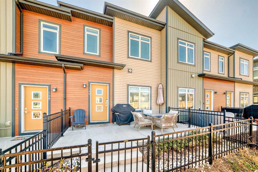 Picture of 146 Sage Bluff Circle NW, Calgary Real Estate Listing