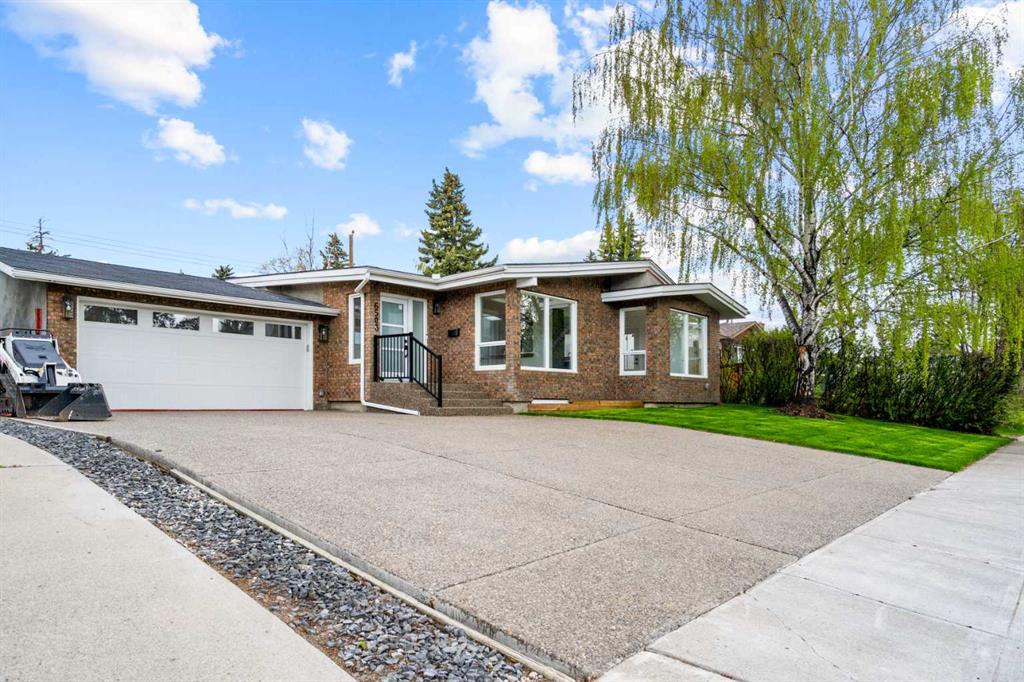 Picture of 6503 Lombardy Crescent SW, Calgary Real Estate Listing