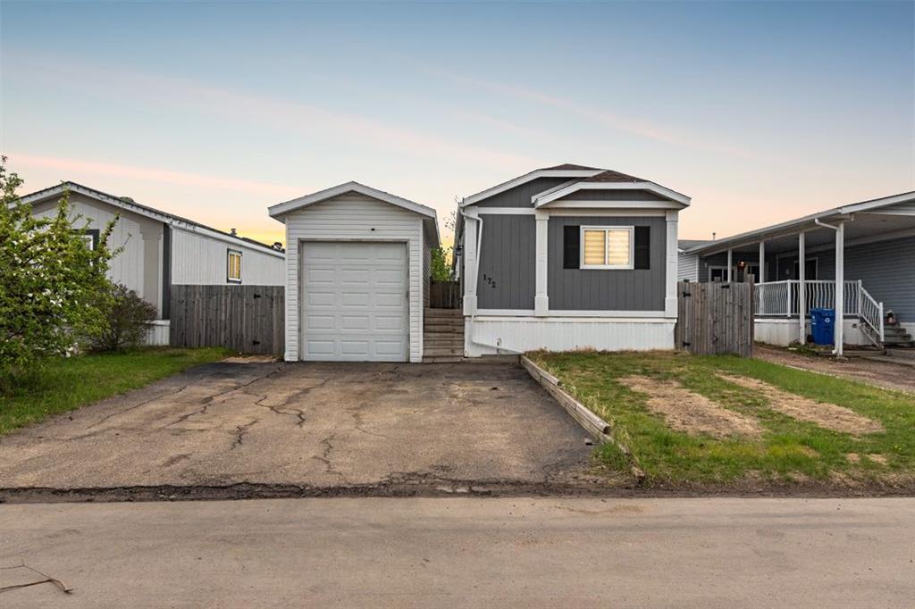 Picture of 172 Cokerill Crescent , Fort McMurray Real Estate Listing