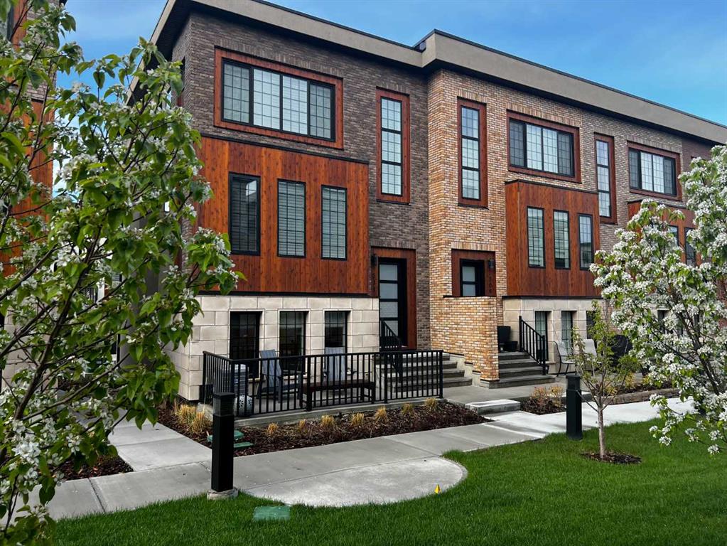 Picture of 311, 81 Greenbriar Place NW, Calgary Real Estate Listing