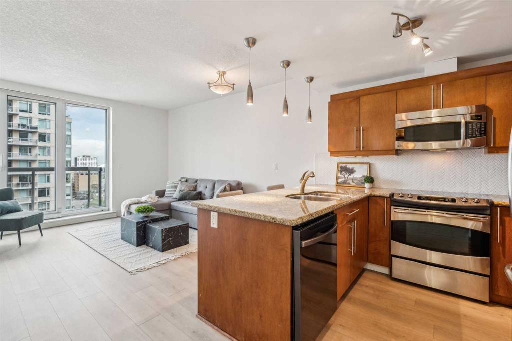 Picture of 1001, 817 15 Avenue SW, Calgary Real Estate Listing