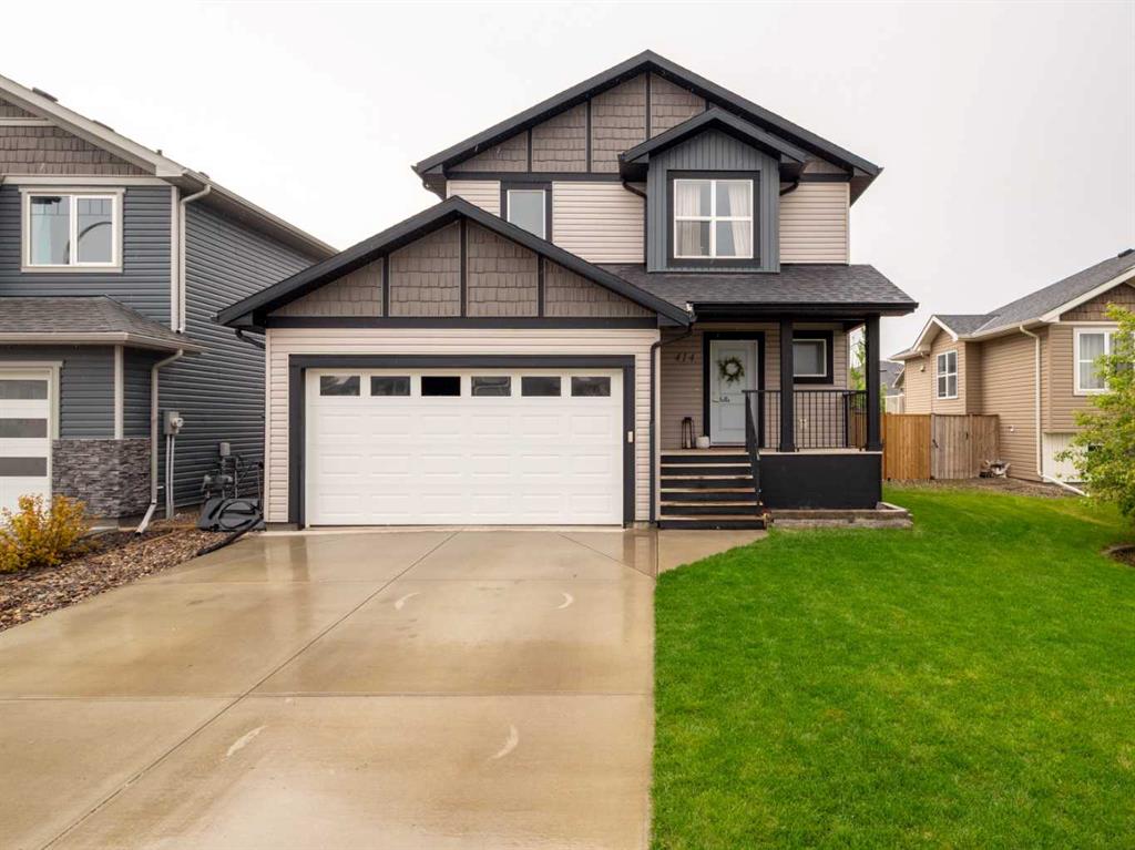 Picture of 414 Walker Road , Coalhurst Real Estate Listing