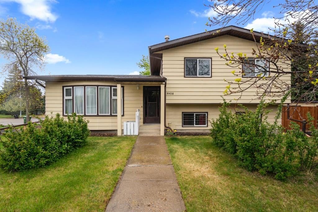 Picture of 3908 59 StreetClose , Camrose Real Estate Listing
