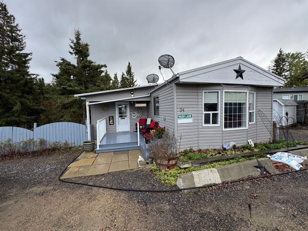 Picture of 94, 810 56 Street , Edson Real Estate Listing