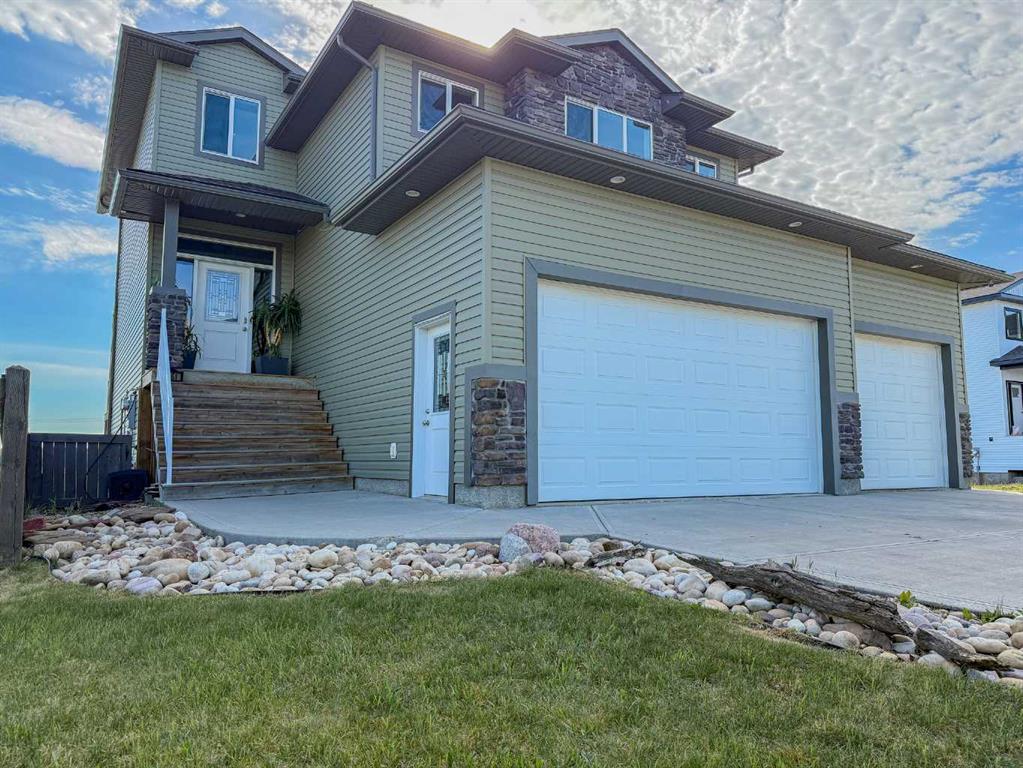 Picture of 7061 85 Street  , Grande Prairie Real Estate Listing