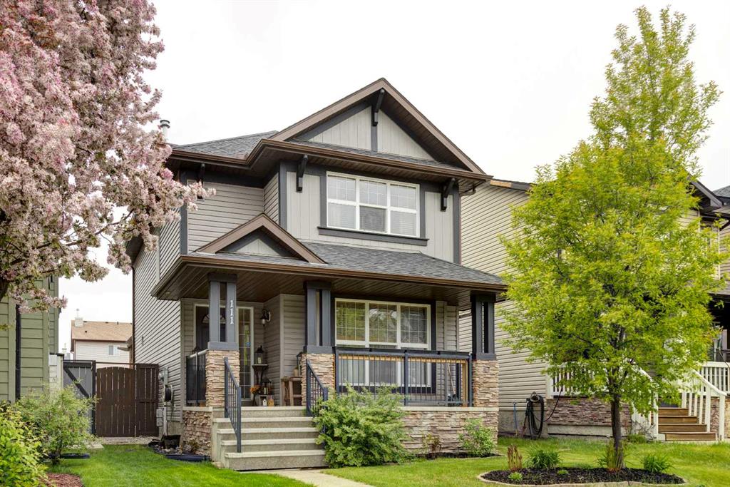 Picture of 111 Silverado Range Close SW, Calgary Real Estate Listing