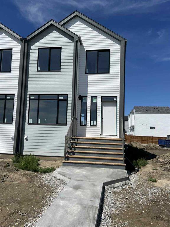 Picture of 681 Blackwolf Boulevard N, Lethbridge Real Estate Listing