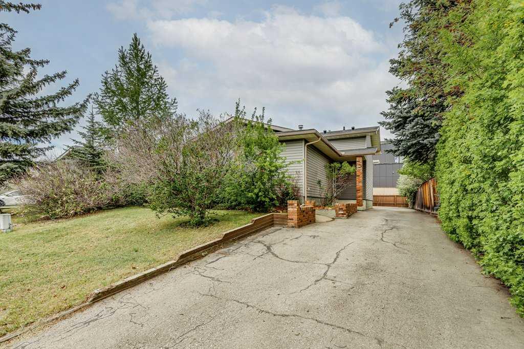 Picture of 16 Ridgegate Way SW, Airdrie Real Estate Listing