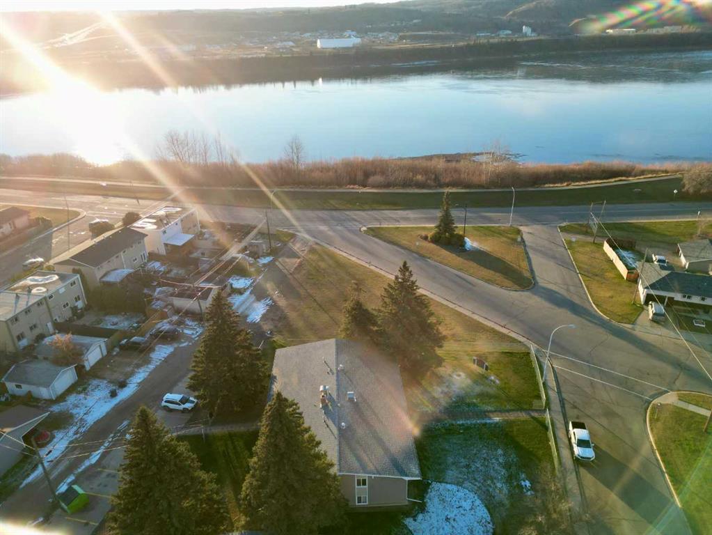 Picture of A1, 9503 88 Avenue , Peace River Real Estate Listing