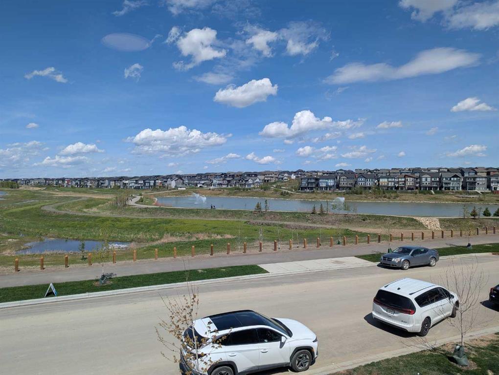 Picture of 995 148 Avenue NW, Calgary Real Estate Listing