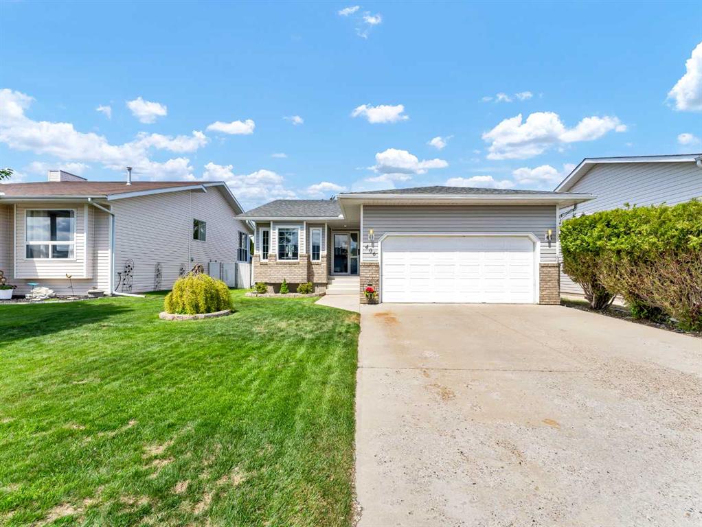 Picture of 406 20 Street NE, Medicine Hat Real Estate Listing