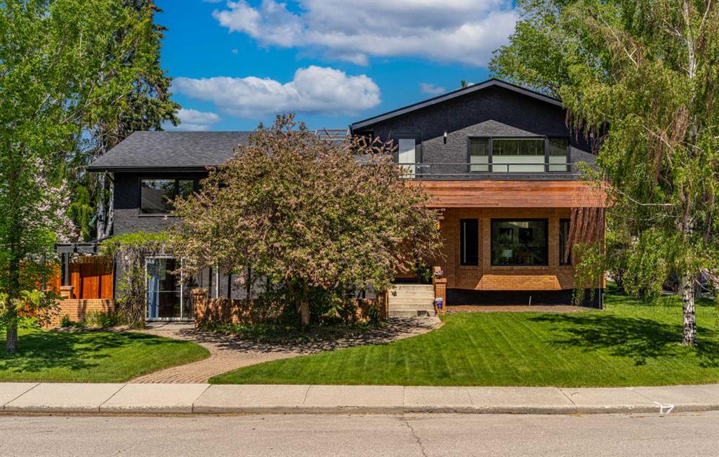 Picture of 2604 11 Avenue NW, Calgary Real Estate Listing