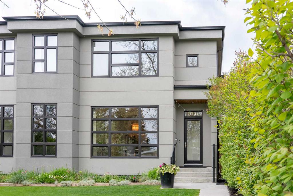 Picture of 3731 43 Street SW, Calgary Real Estate Listing