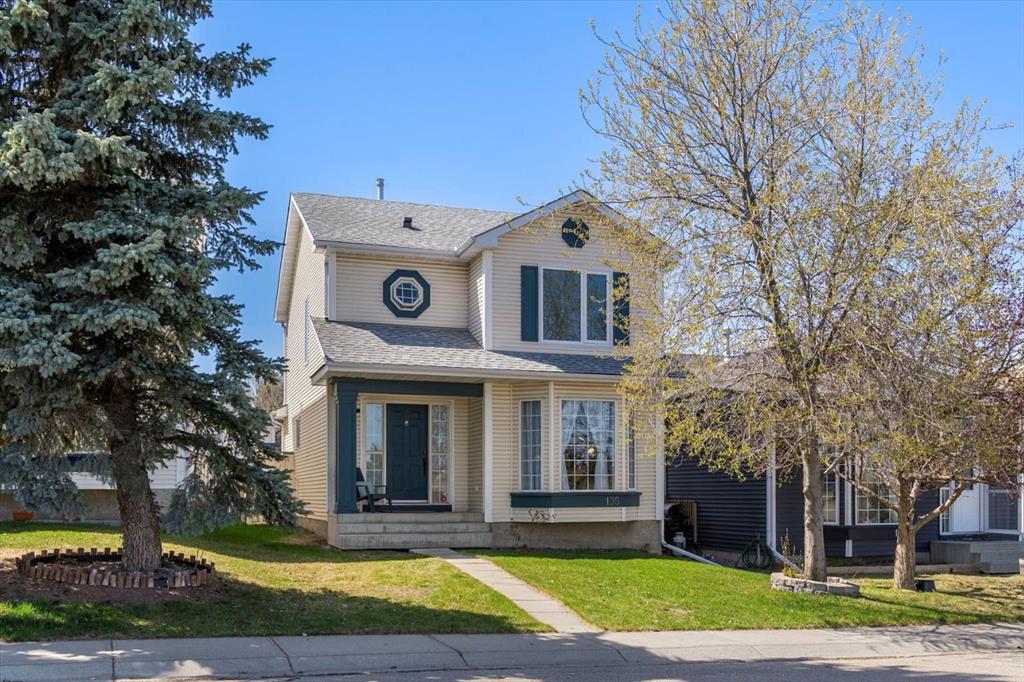 Picture of 135 Hidden Green NW, Calgary Real Estate Listing