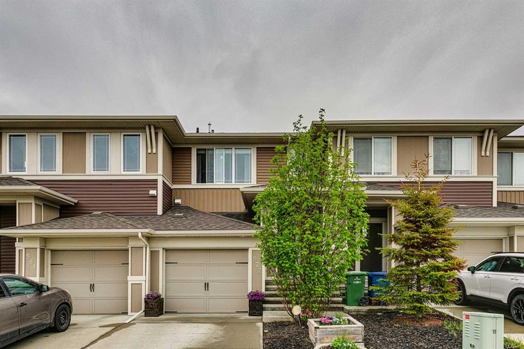 Picture of 577 Hillcrest Road SW, Airdrie Real Estate Listing
