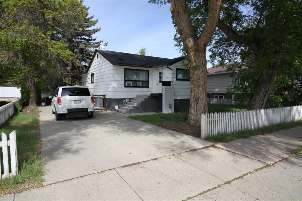 Picture of 5810 52 Street , Taber Real Estate Listing