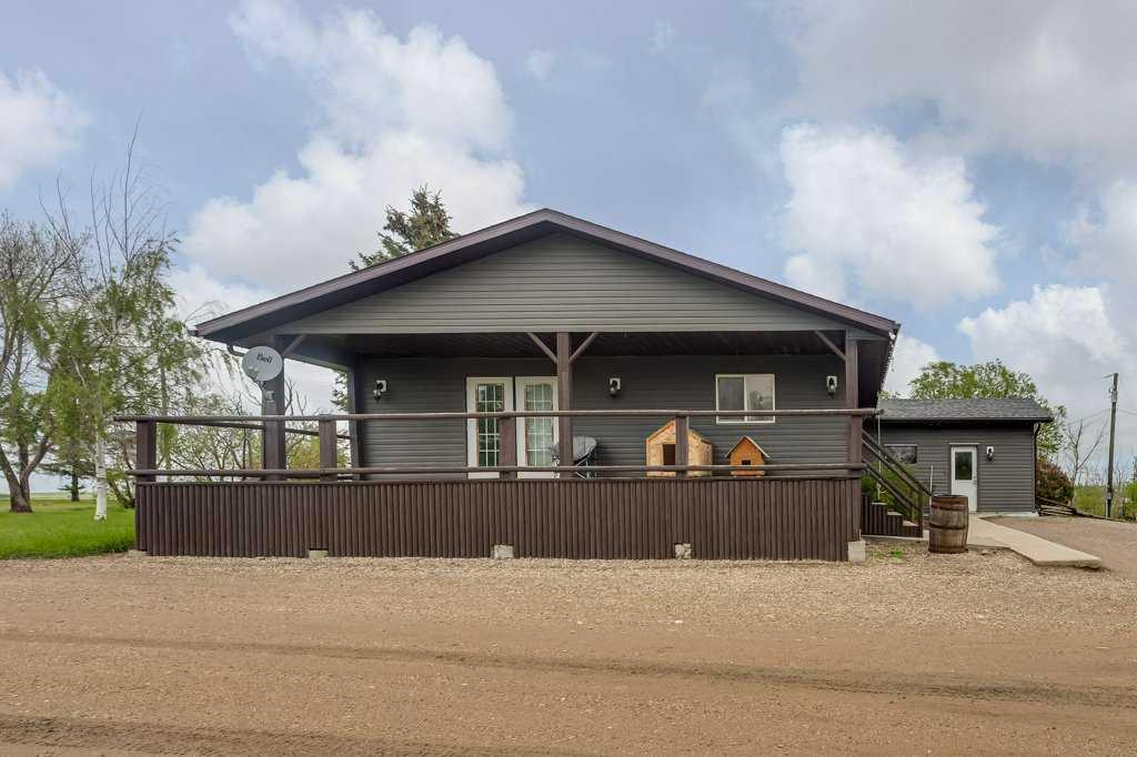 Picture of 331039-Rge. Rd.242  , Rural Kneehill County Real Estate Listing