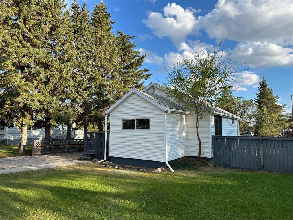 Picture of 5109 4 Avenue N, Chauvin Real Estate Listing