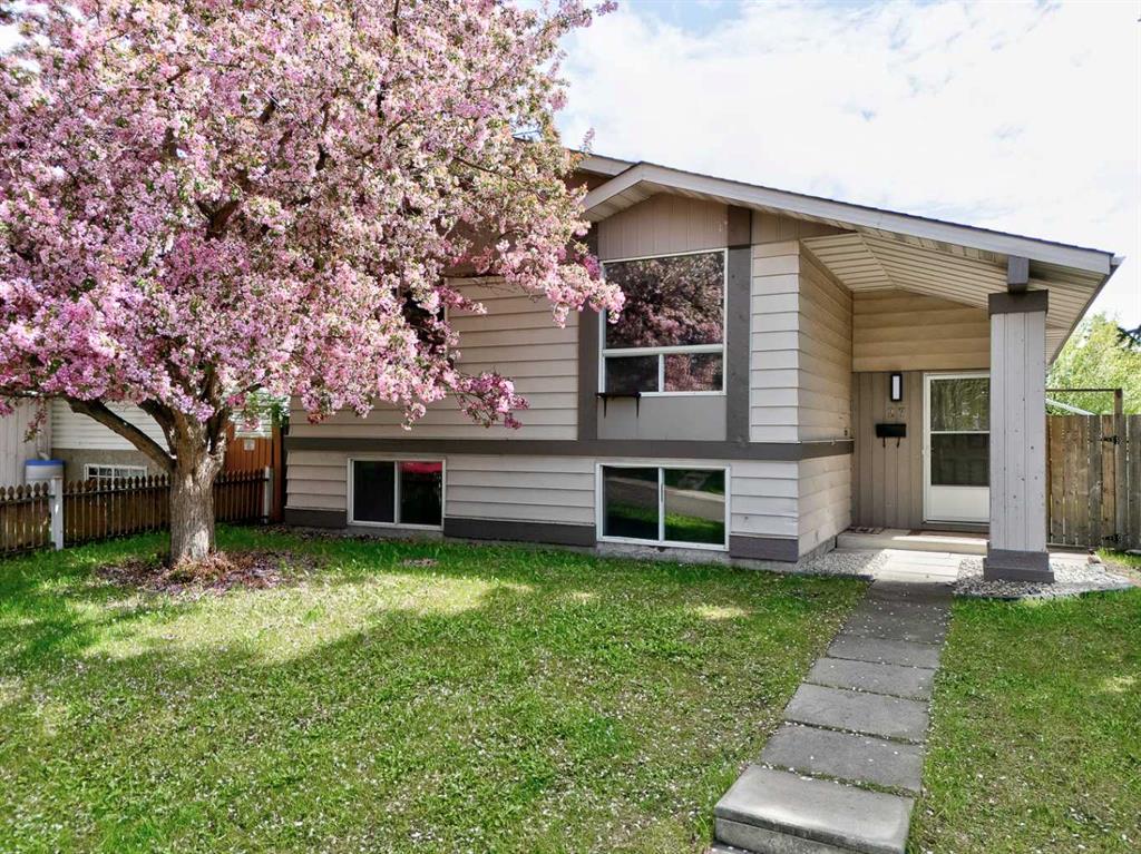 Picture of 27 Dovely Way SE, Calgary Real Estate Listing