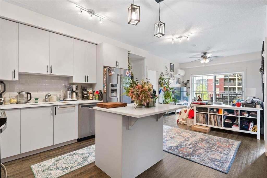 Picture of 8202, 151 Legacy Main Street SE, Calgary Real Estate Listing