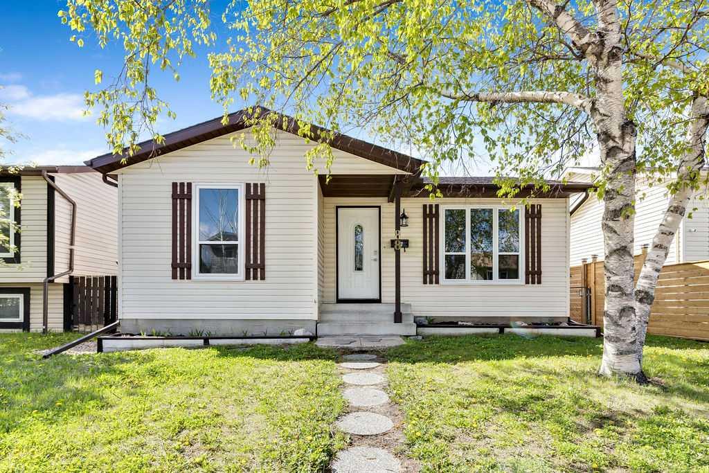 Picture of 88 Castlebrook Rise NE, Calgary Real Estate Listing