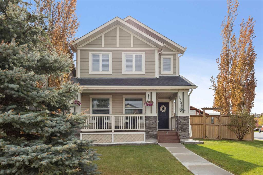Picture of 1709 Luxstone Drive SW, Airdrie Real Estate Listing