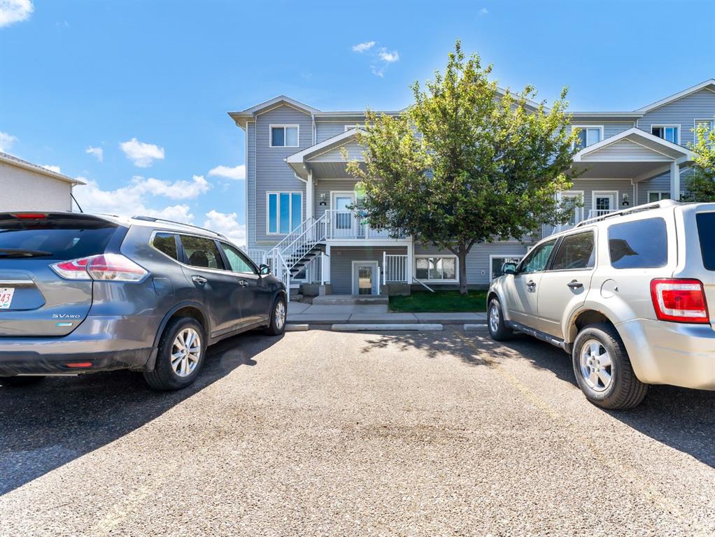 Picture of 34 Northlands Pointe NE, Medicine Hat Real Estate Listing