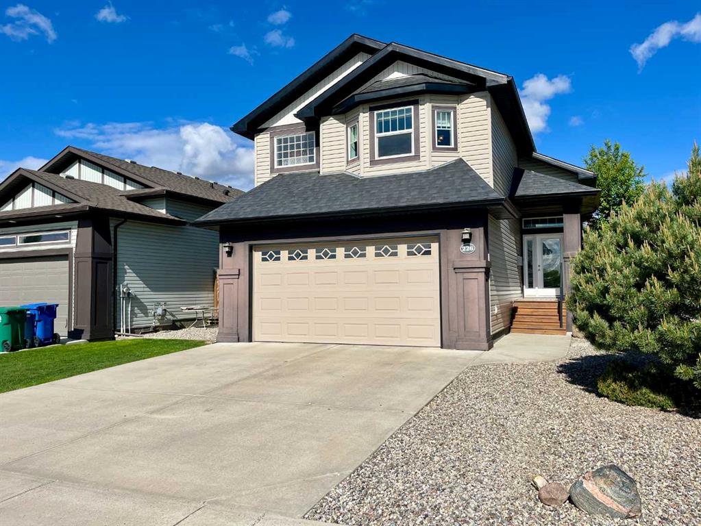 Picture of 226 Lettice Perry Road N, Lethbridge Real Estate Listing