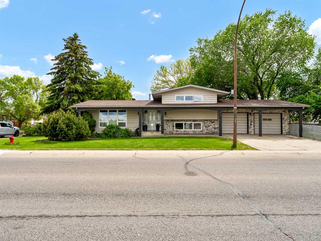 Picture of 339 20 Street NE, Medicine Hat Real Estate Listing