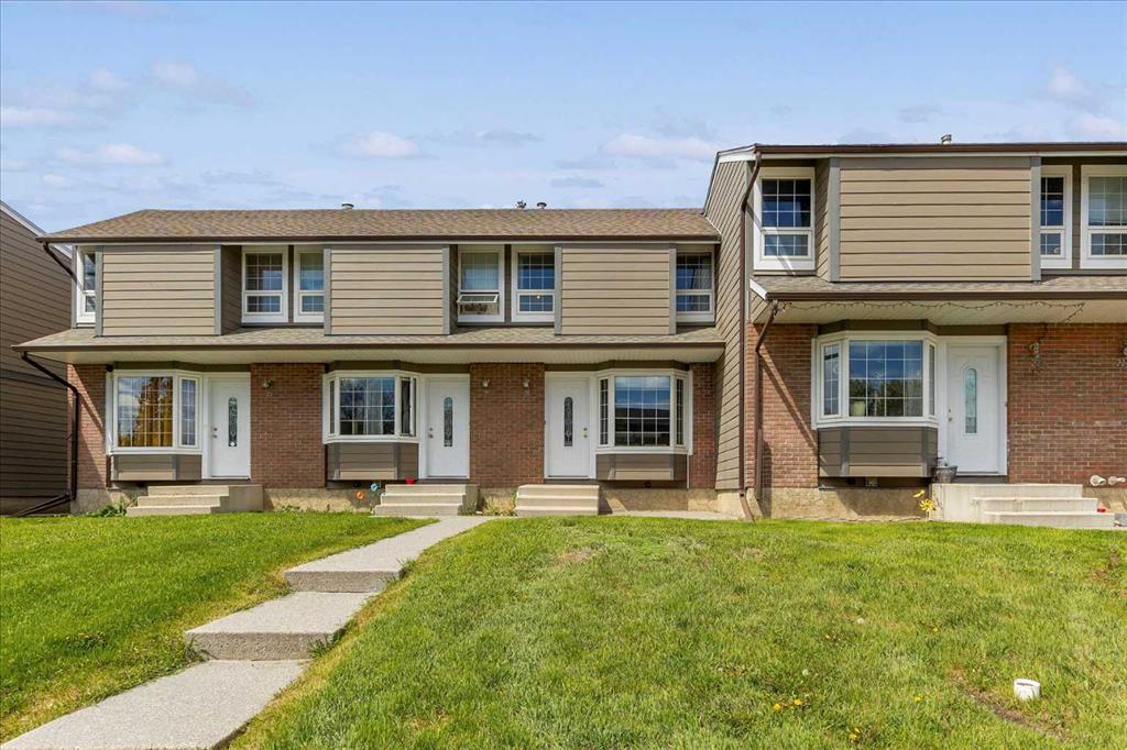 Picture of 24, 5261 7 Street W, Claresholm Real Estate Listing