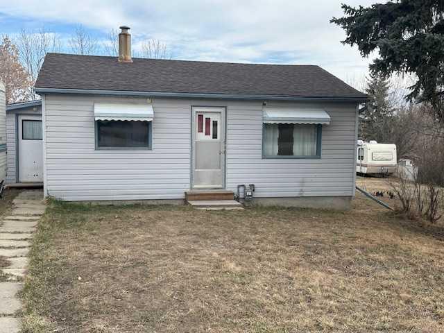 Picture of 5040 53 Avenue , Sangudo Real Estate Listing
