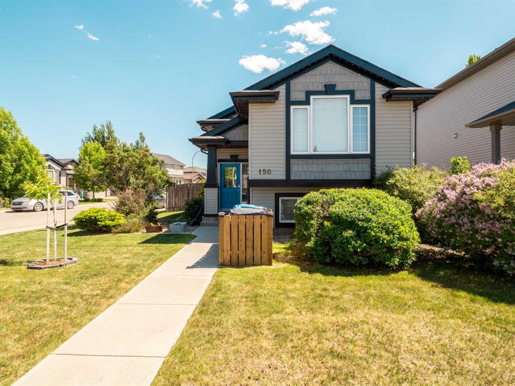 Picture of 150 Silkstone Road W, Lethbridge Real Estate Listing