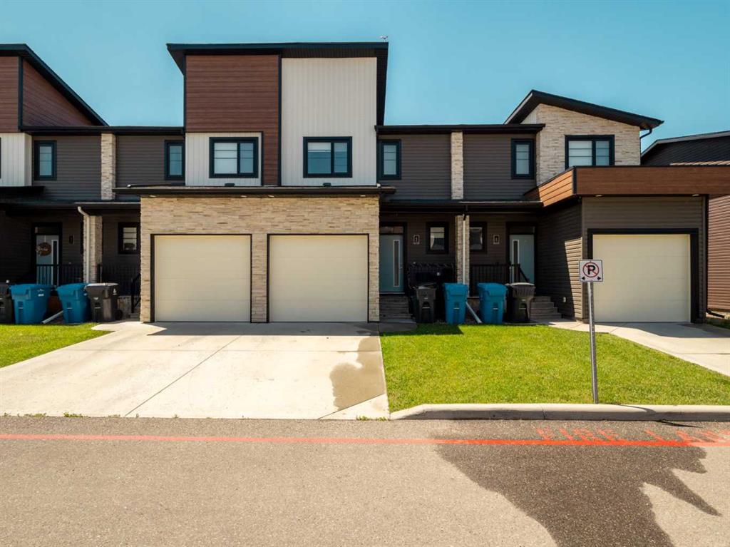 Picture of 5, 450 Highlands Boulevard W, Lethbridge Real Estate Listing