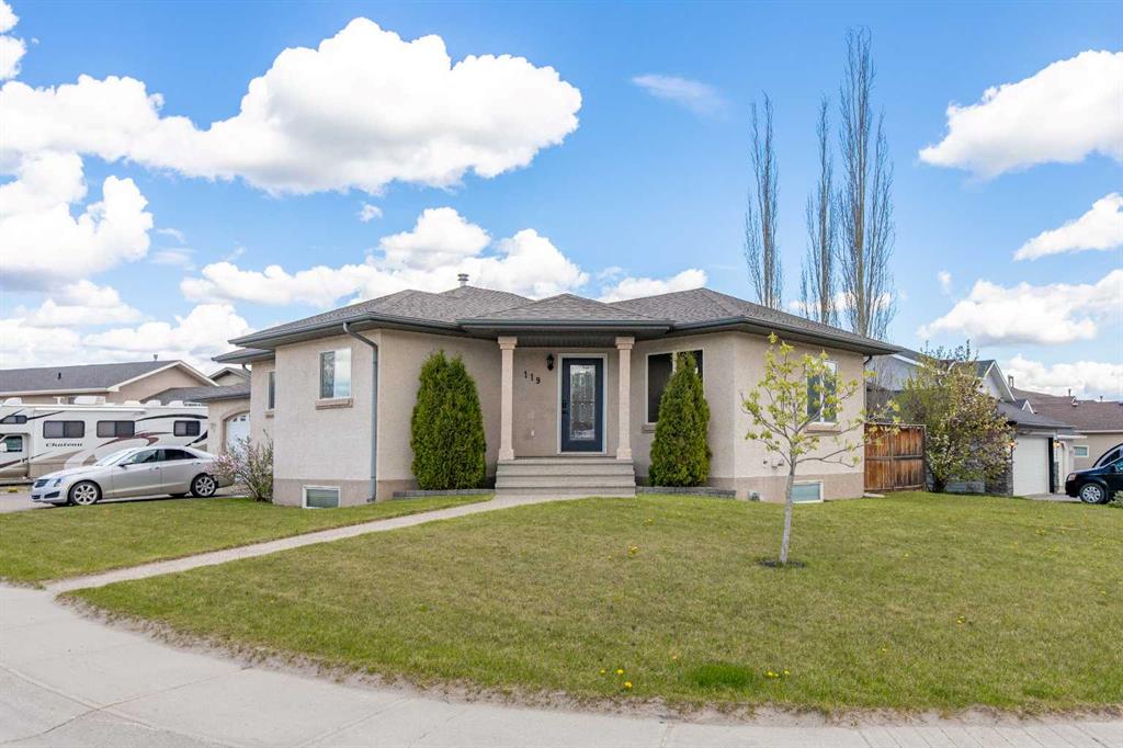 Picture of 119 Mackay Crescent , Hinton Real Estate Listing