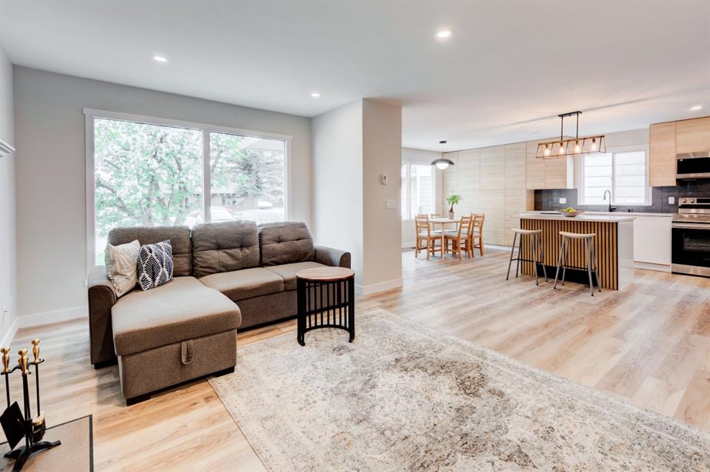 Picture of 47 Sunbank Place SE, Calgary Real Estate Listing