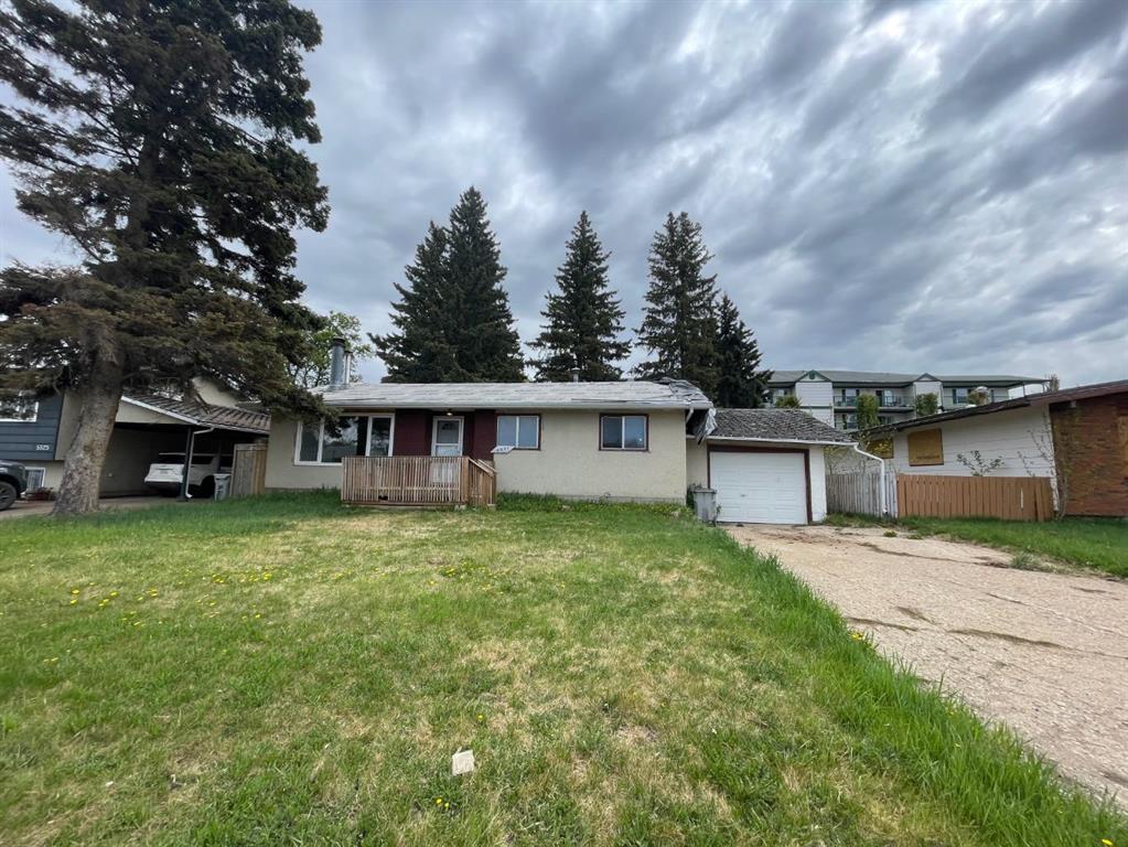 Picture of 5521 47th Street  , High Prairie Real Estate Listing