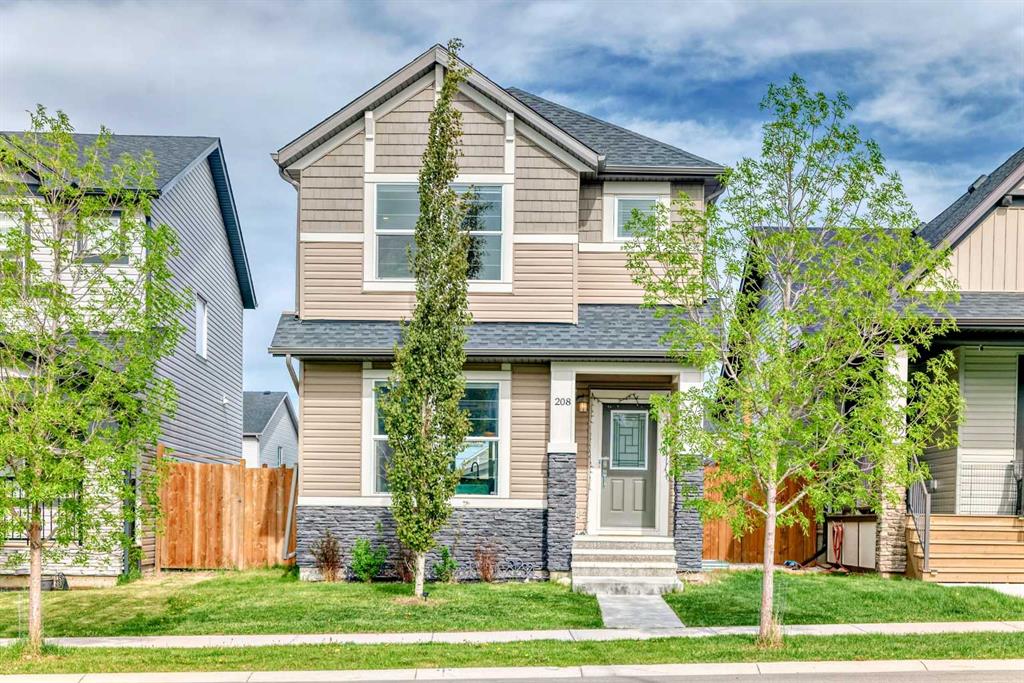 Picture of 208 Hillcrest Road SW, Airdrie Real Estate Listing