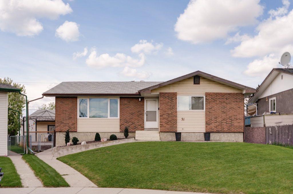 Picture of 31 Maranda Close NE, Calgary Real Estate Listing