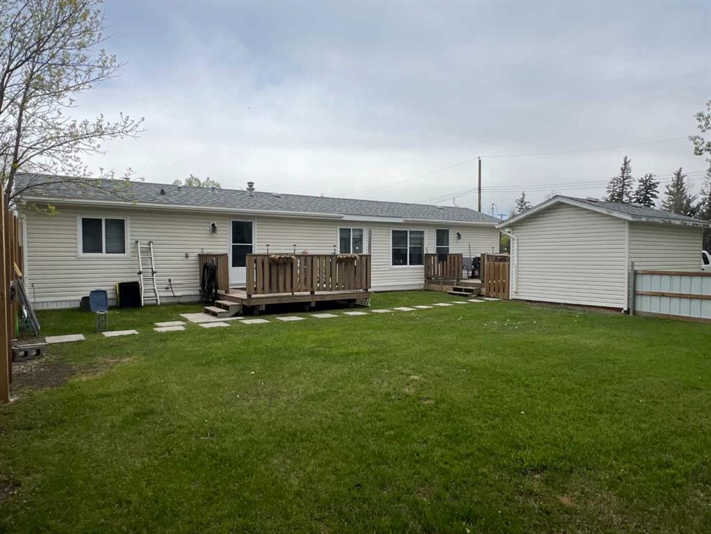 Picture of 223 Carman Street , Carmangay Real Estate Listing