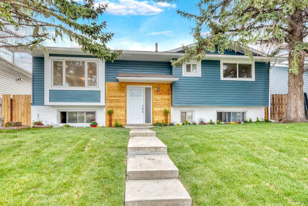 Picture of 751 Rundleridge Drive NE, Calgary Real Estate Listing