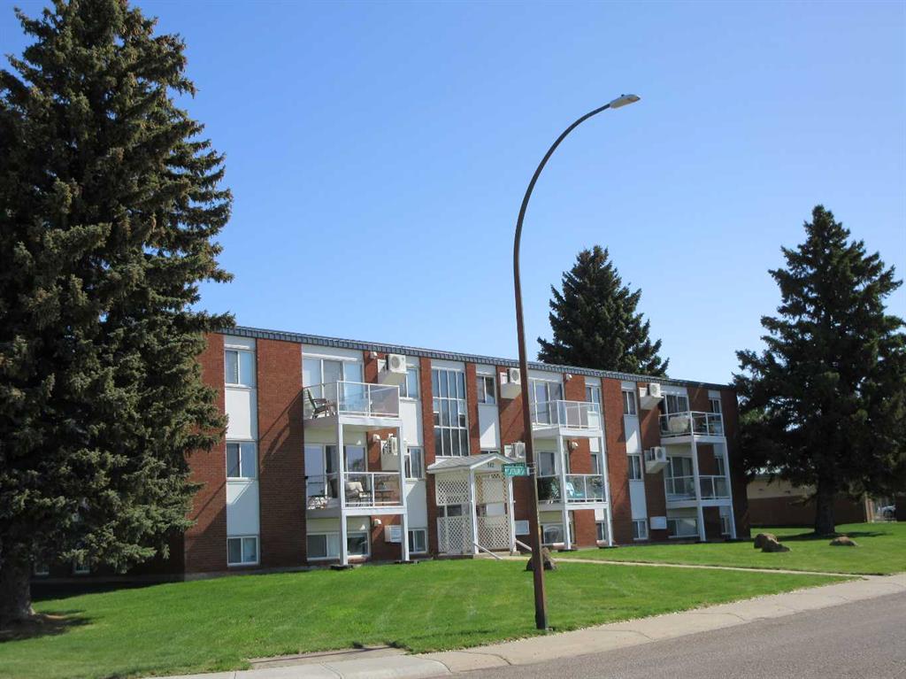 Picture of 18, 512 McCutcheon Drive NW, Medicine Hat Real Estate Listing