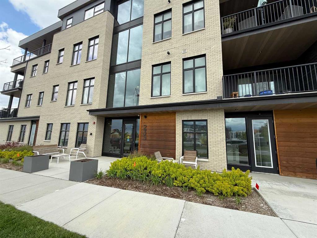 Picture of 202, 235 Lebel Crescent NW, Calgary Real Estate Listing
